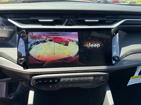 New 2026 Jeep Cherokee Overland AWD/4WD image 14
