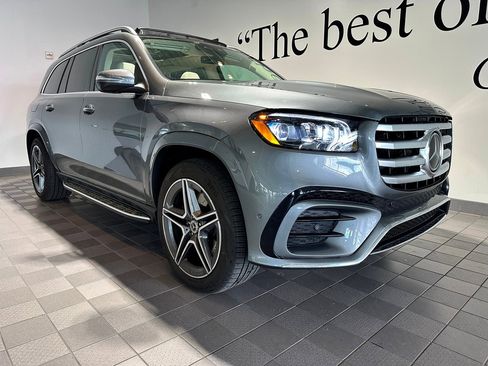 Used 2025 Mercedes-Benz GLS 450 4MATIC image 1