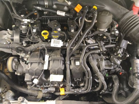 Used 2024 Ford Edge SEL image 30