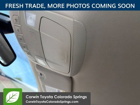 Used 2020 Ford Fusion SE FWD image 12
