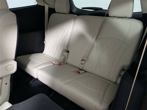 Used 2023 Buick Enclave Avenir w/ Avenir Technology Package image 24