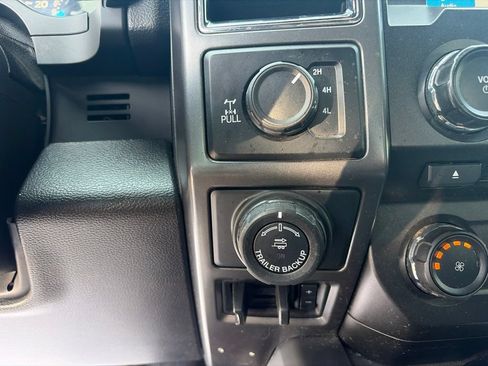 Used 2018 Ford F150 XLT w/ Equipment Group 302A Luxury AWD/4WD image 11