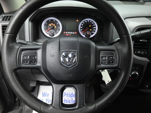 Used 2015 RAM 1500 Express image 28