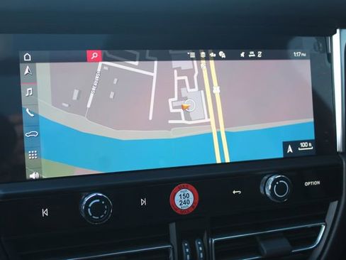 New 2026 Porsche Macan GTS image 19