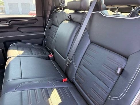 Used 2025 GMC Sierra 2500 AT4X AWD/4WD image 15