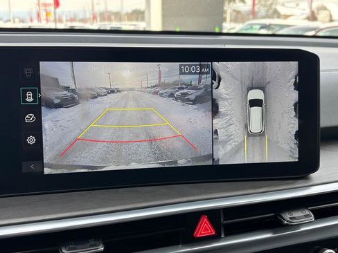 Used 2025 Kia Sorento SX image 31