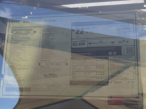 New 2025 Jeep Grand Cherokee Limited w/ Luxury Tech Group II image 18