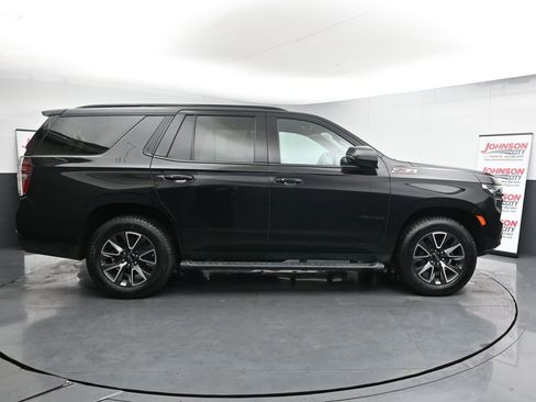 Used 2022 Chevrolet Tahoe Z71 w/ Luxury Package image 9