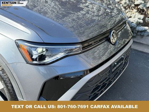 Used 2025 Volkswagen Taos S AWD/4WD image 17