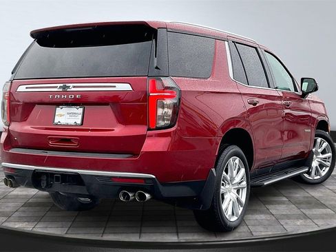 Used 2023 Chevrolet Tahoe High Country image 2
