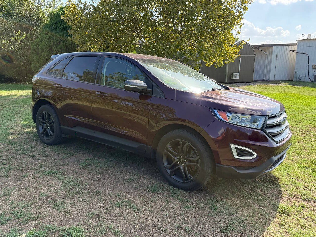 Used 2018 Ford Edge SEL w/ Equipment Group 201A AWD/4WD image 3