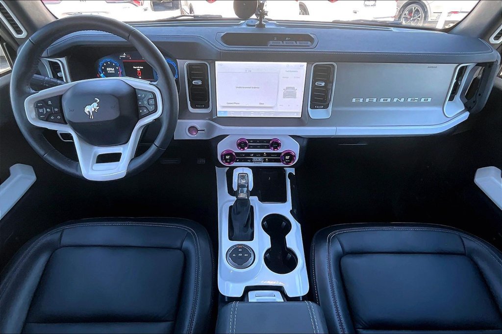 Used 2025 Ford Bronco Outer Banks AWD/4WD image 18