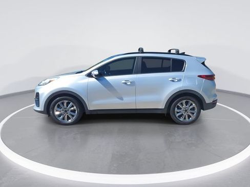 Used 2022 Kia Sportage Nightfall Edition w/ Nightfall Fwd Premium Package image 5