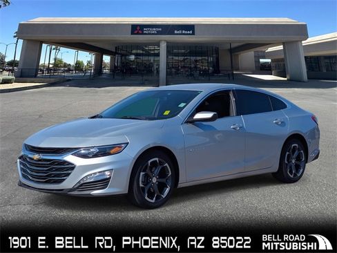 Used 2022 Chevrolet Malibu LT image 1