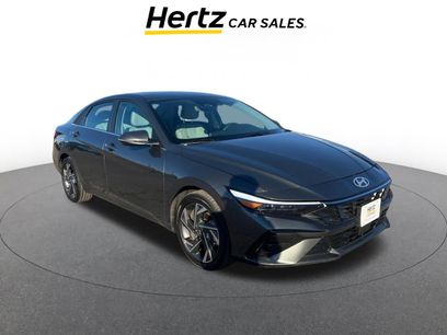 Used 2025 Hyundai Elantra Limited