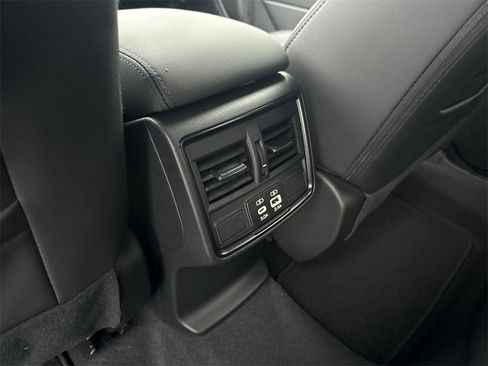 New 2025 Subaru Forester Limited image 30