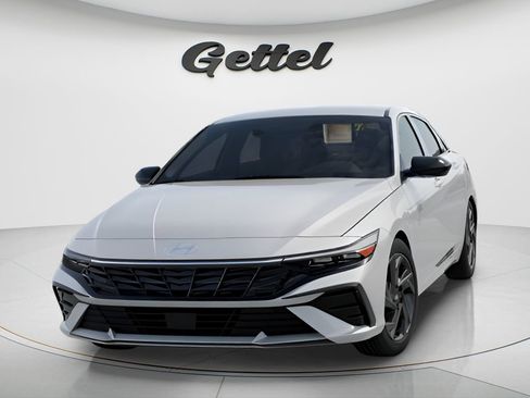 New 2026 Hyundai Elantra SEL Sport FWD image 6