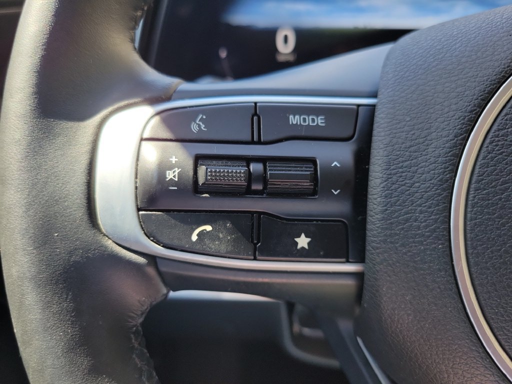 Used 2025 Kia Sportage SX FWD image 21
