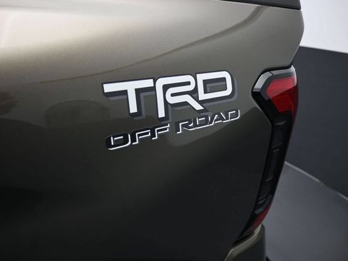 Used 2025 Toyota Tacoma TRD Off-Road w/ TRD Off Road Premium Package AWD/4WD image 47