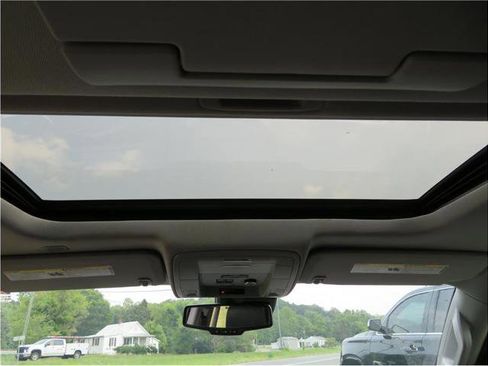 Used 2020 GMC Yukon SLT w/ Open Road Package image 27