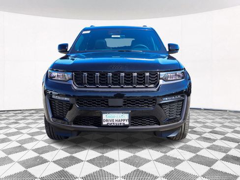 New 2026 Jeep Grand Cherokee L Limited w/ Limited Altitude Package image 11
