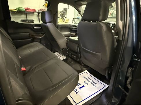 Used 2019 GMC Sierra 1500 SLE image 17