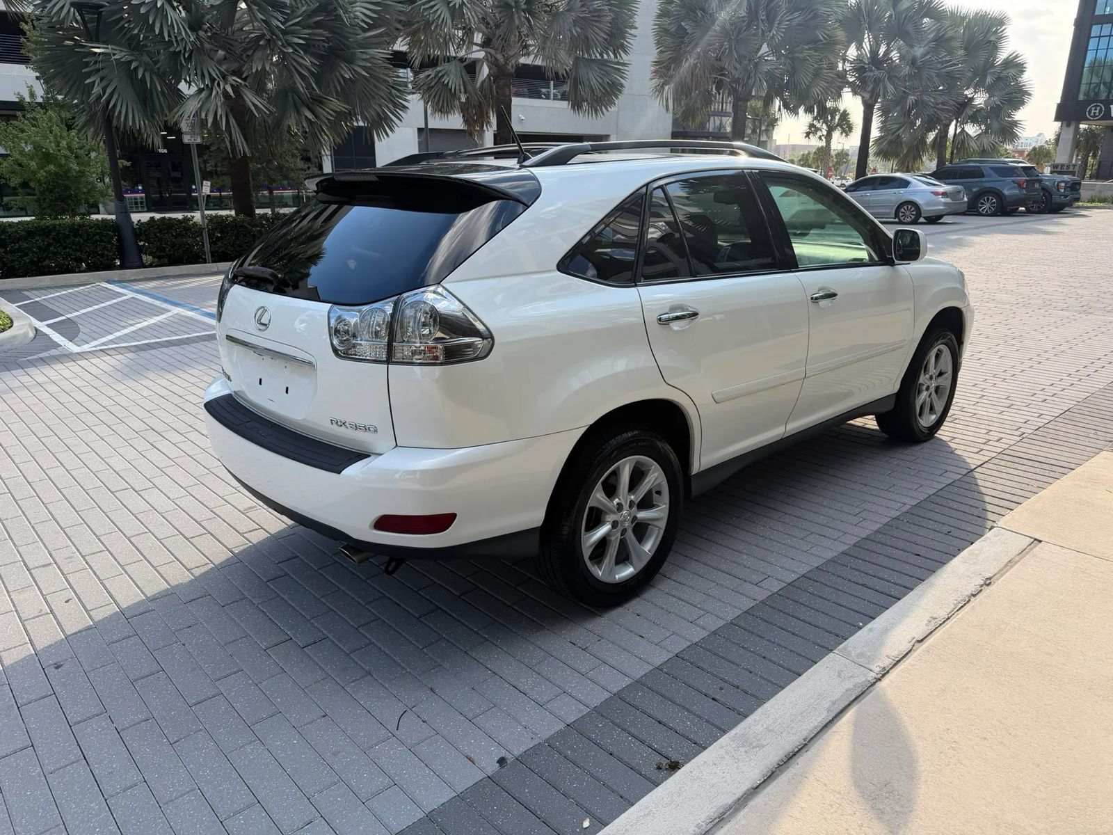 Used 2009 Lexus RX 350 AWD image 6