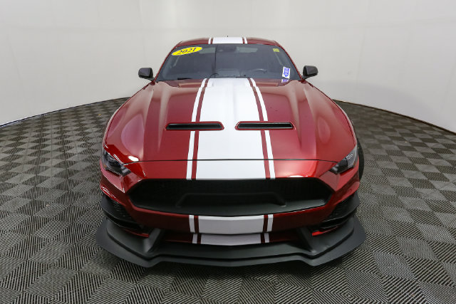 Used 2021 Ford Mustang GT Premium w/ GT Performance Package RWD image 4