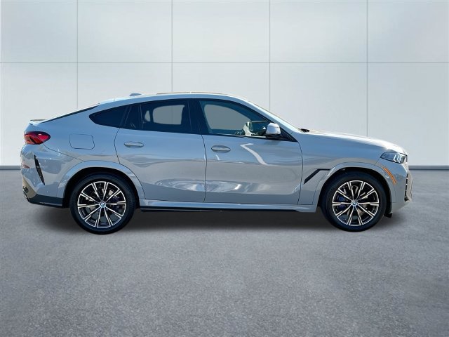 Used 2026 BMW X6 xDrive40i AWD/4WD image 14