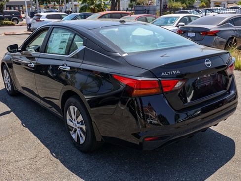 New 2025 Nissan Altima 2.5 S image 5