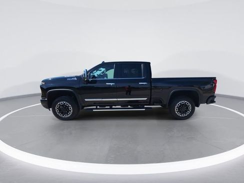 Used 2024 Chevrolet Silverado 2500 High Country w/ High Country Premium Package AWD/4WD image 5