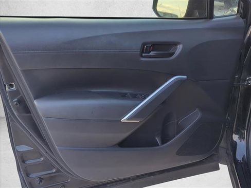Used 2023 Toyota Corolla Cross AWD Hybrid image 7
