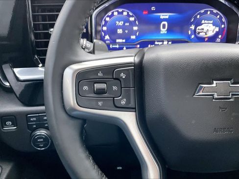 Used 2025 Chevrolet Silverado 1500 LT Trail Boss w/ Convenience Package II AWD/4WD image 23