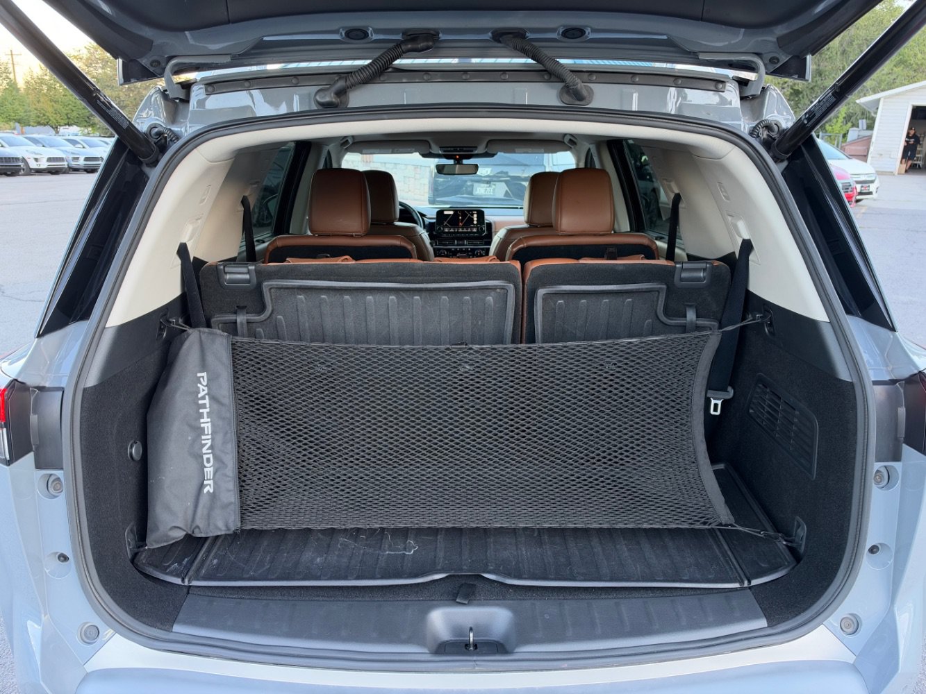 Used 2023 Nissan Pathfinder Platinum AWD/4WD image 21