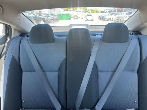 Used 2025 Nissan Versa SV FWD image 36