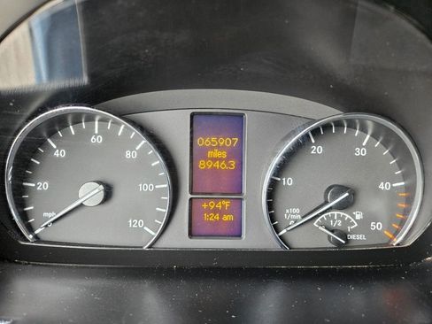 Used 2014 Mercedes-Benz Sprinter 3500 image 20