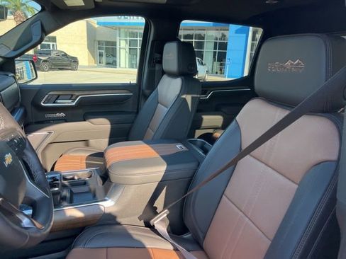 New 2026 Chevrolet Silverado 1500 High Country AWD/4WD image 19