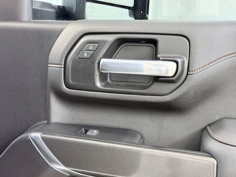 Used 2022 GMC Sierra 2500 AT4 w/ AT4 Premium Plus Package AWD/4WD image 37