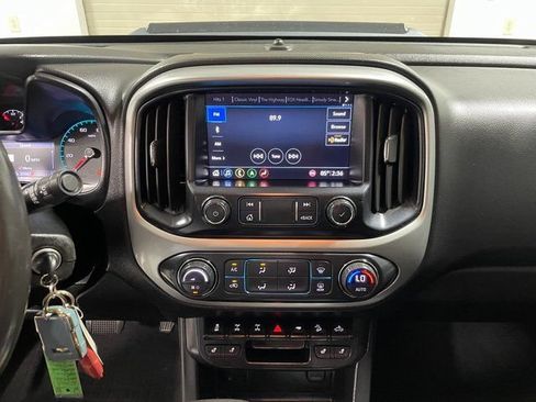 Used 2020 Chevrolet Colorado ZR2 w/ Colorado ZR2 Bison Edition AWD/4WD image 16