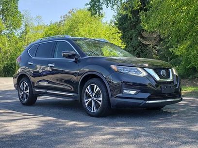 Used 2018 Nissan Rogue SL w/ Premium Package