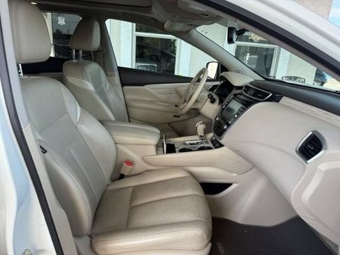 Used 2015 Nissan Murano SL w/ SL Technology Package FWD image 11