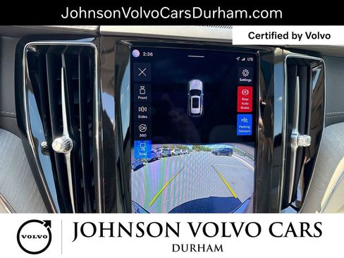Used 2023 Volvo XC60 B5 Ultimate w/ Climate Package FWD image 25