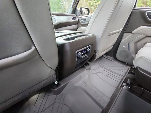 Used 2021 Chevrolet Tahoe Z71 image 26