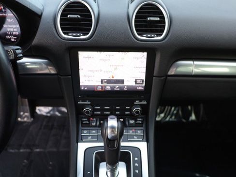 Used 2017 Porsche 718 Cayman S image 36