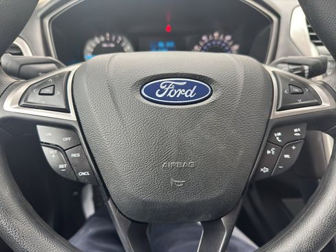 Used 2018 Ford Fusion S image 11