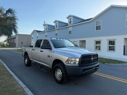 Used 2012 RAM 2500 ST w/ Popular Equipment Group image 2