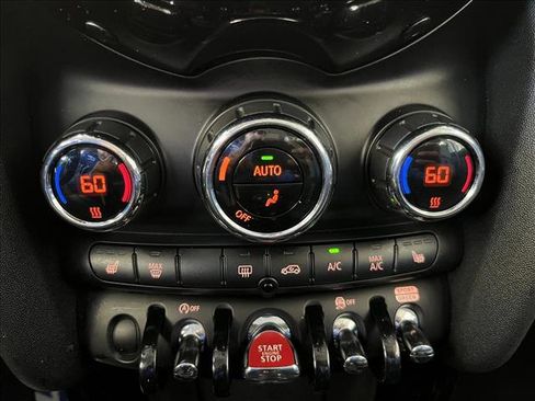 Used 2018 MINI Cooper S image 14