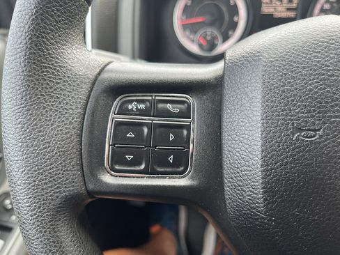 Used 2019 RAM 1500 Classic SLT AWD/4WD image 16