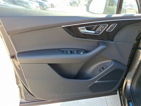 New 2026 Audi Q7 2.0T Premium image 8