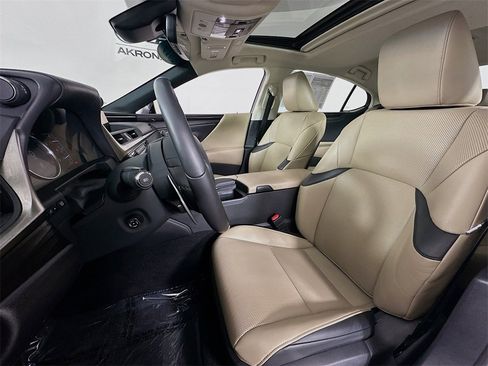 Used 2019 Lexus ES 350 image 3